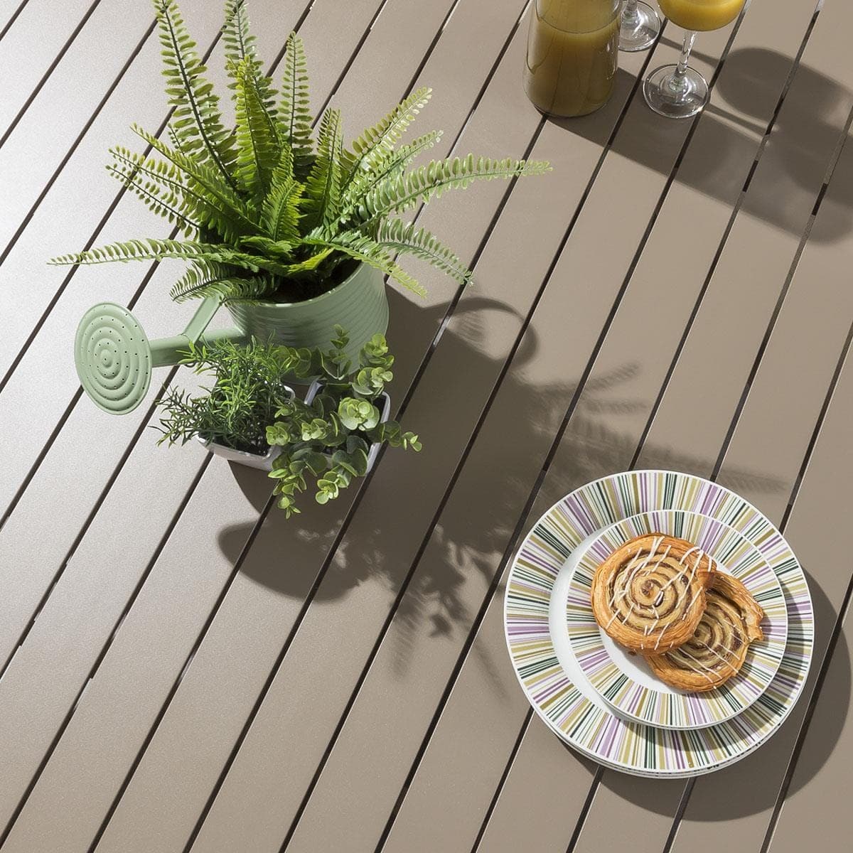ExDisplay Sun 6 Seater Round Outdoor Garden Dining Table Beige 150cm